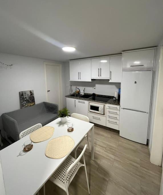 Centrico A Metros De La Playa Appartement A Coruña Buitenkant foto